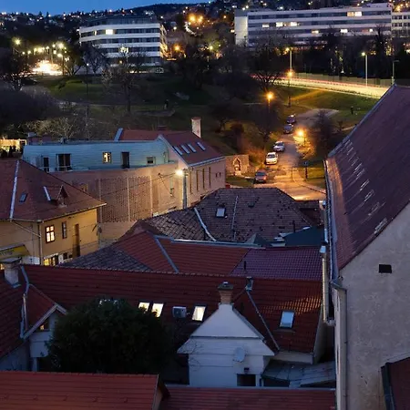 Apartman Pajger Egyetemváros *